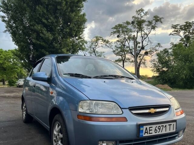 Синий Шевроле Авео, объемом двигателя 1.5 л и пробегом 238 тыс. км за 2000 $, фото 1 на Automoto.ua