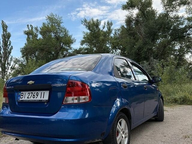 Синий Шевроле Авео, объемом двигателя 1.5 л и пробегом 408 тыс. км за 3000 $, фото 1 на Automoto.ua