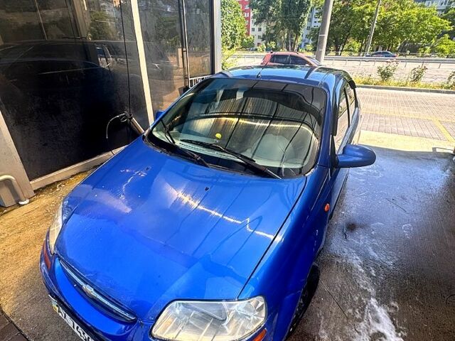 Синий Шевроле Авео, объемом двигателя 1.5 л и пробегом 239 тыс. км за 2999 $, фото 1 на Automoto.ua