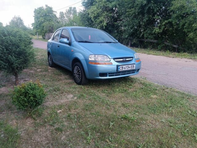 Синій Шевроле Авео, об'ємом двигуна 1.5 л та пробігом 200 тис. км за 2700 $, фото 1 на Automoto.ua
