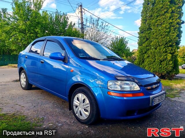 Синій Шевроле Авео, об'ємом двигуна 1.5 л та пробігом 270 тис. км за 3200 $, фото 1 на Automoto.ua