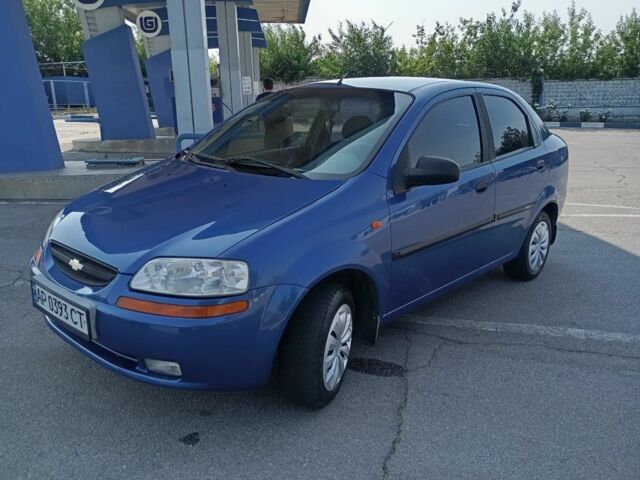 Синий Шевроле Авео, объемом двигателя 1.5 л и пробегом 220 тыс. км за 3200 $, фото 1 на Automoto.ua