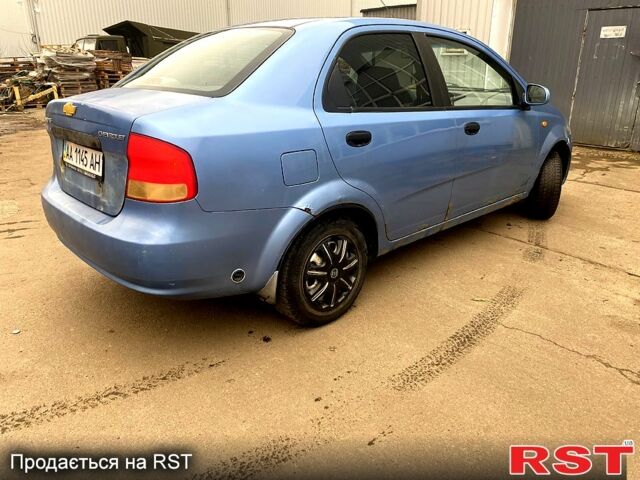 Синий Шевроле Авео, объемом двигателя 1.5 л и пробегом 300 тыс. км за 1000 $, фото 1 на Automoto.ua