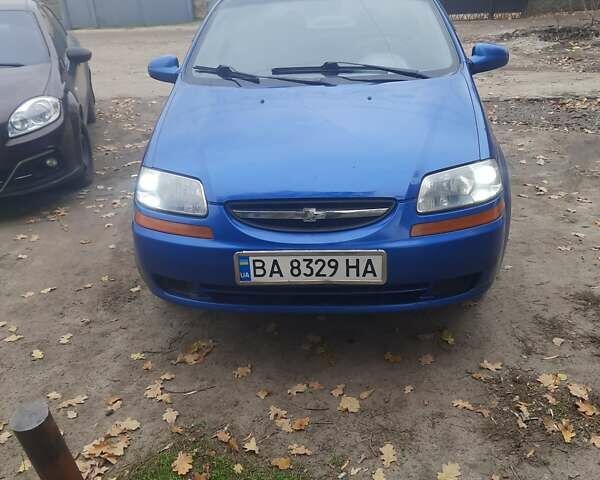 Синий Шевроле Авео, объемом двигателя 1.5 л и пробегом 150 тыс. км за 2900 $, фото 1 на Automoto.ua