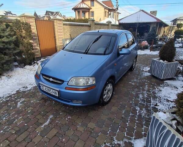 Синий Шевроле Авео, объемом двигателя 1.5 л и пробегом 321 тыс. км за 2850 $, фото 1 на Automoto.ua