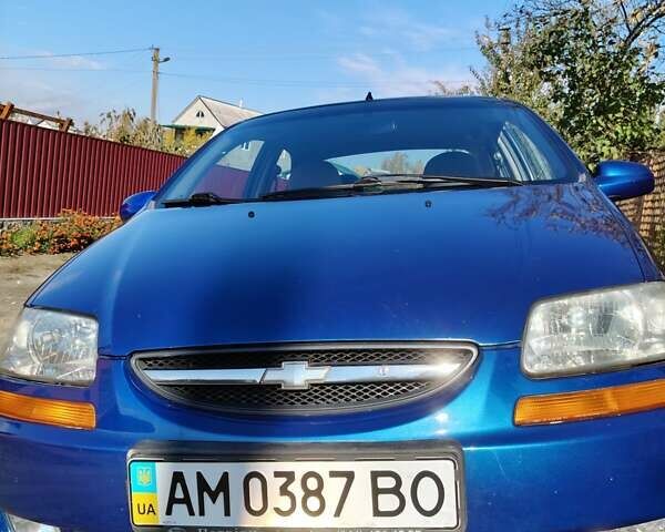 Шевроле Авео 2005 в Житомире на Automoto.ua Синий Шевроле Авео, объемом двигателя 1.5 л и пробегом 152 тыс. км за 4300 $, фото 1 на Automoto.ua