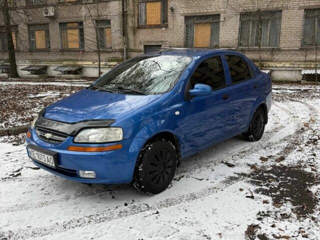 Синий Шевроле Авео, объемом двигателя 1.5 л и пробегом 210 тыс. км за 2750 $, фото 1 на Automoto.ua