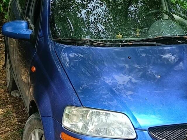 Синий Шевроле Авео, объемом двигателя 1.5 л и пробегом 300 тыс. км за 2500 $, фото 1 на Automoto.ua