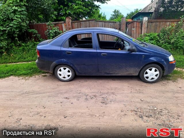 Синій Шевроле Авео, об'ємом двигуна 1.5 л та пробігом 300 тис. км за 1800 $, фото 1 на Automoto.ua