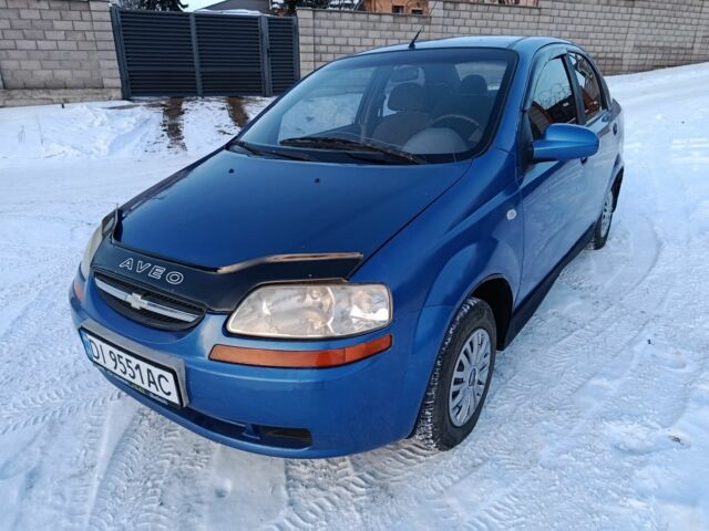 Синий Шевроле Авео, объемом двигателя 1.5 л и пробегом 229 тыс. км за 2600 $, фото 1 на Automoto.ua