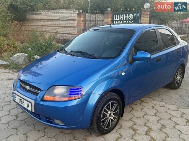 Синій Шевроле Авео, об'ємом двигуна 1.5 л та пробігом 158 тис. км за 3100 $, фото 1 на Automoto.ua
