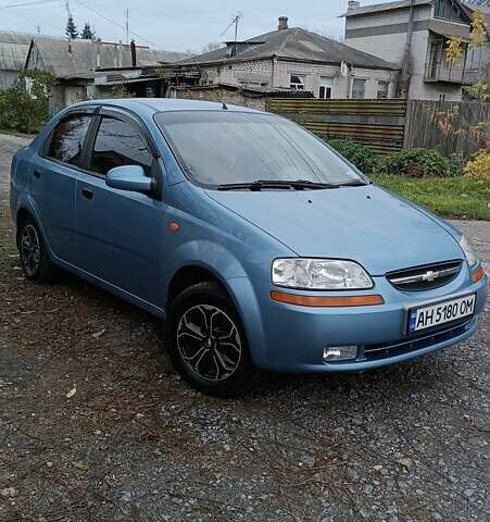 Синий Шевроле Авео, объемом двигателя 1.5 л и пробегом 202 тыс. км за 3000 $, фото 1 на Automoto.ua