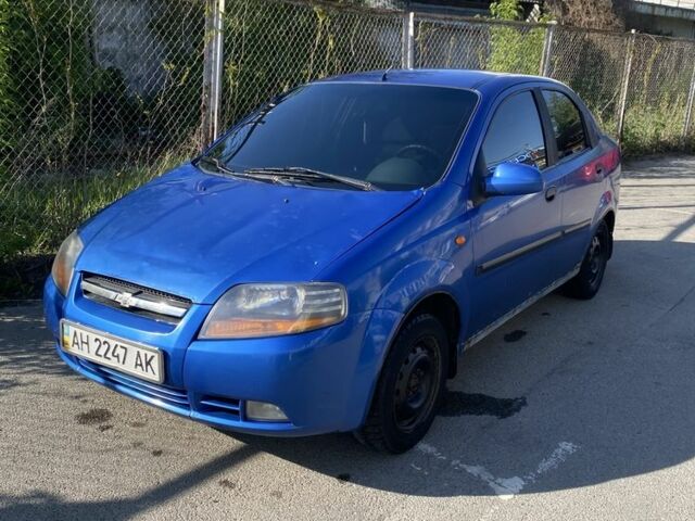 Синий Шевроле Авео, объемом двигателя 0 л и пробегом 350 тыс. км за 1800 $, фото 1 на Automoto.ua