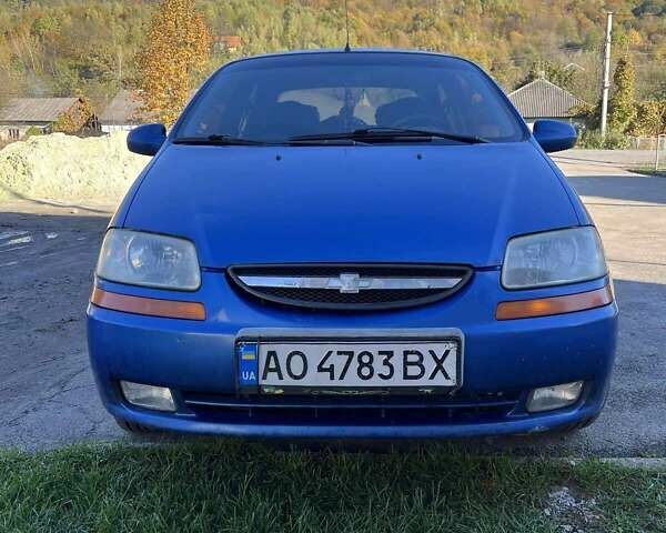Синий Шевроле Авео, объемом двигателя 1.5 л и пробегом 375 тыс. км за 1800 $, фото 1 на Automoto.ua
