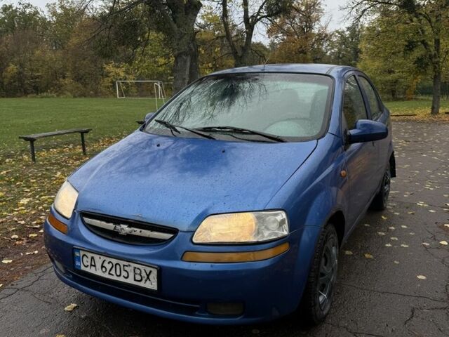 Синій Шевроле Авео, об'ємом двигуна 1.5 л та пробігом 150 тис. км за 1500 $, фото 1 на Automoto.ua