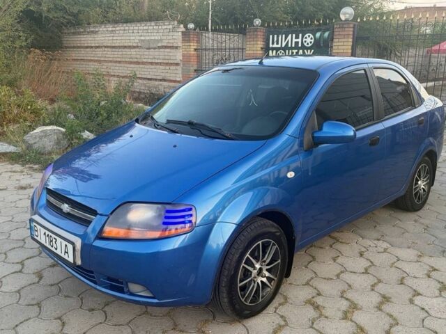 Синий Шевроле Авео, объемом двигателя 1.5 л и пробегом 158 тыс. км за 3110 $, фото 1 на Automoto.ua