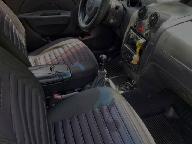 Синій Шевроле Авео, об'ємом двигуна 1.5 л та пробігом 248 тис. км за 3250 $, фото 1 на Automoto.ua