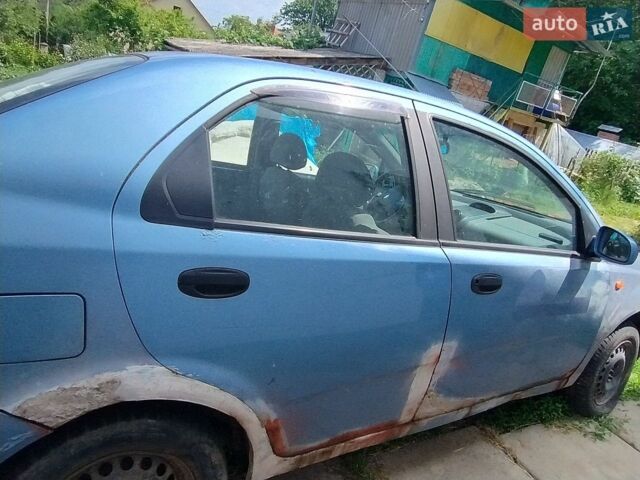 Синий Шевроле Авео, объемом двигателя 1.5 л и пробегом 191 тыс. км за 1200 $, фото 1 на Automoto.ua