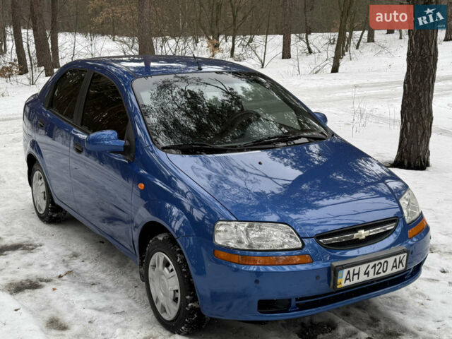 Синий Шевроле Авео, объемом двигателя 1.15 л и пробегом 60 тыс. км за 4400 $, фото 1 на Automoto.ua