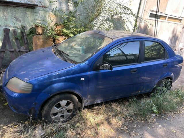Синий Шевроле Авео, объемом двигателя 1.5 л и пробегом 270 тыс. км за 2303 $, фото 1 на Automoto.ua