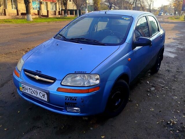 Синій Шевроле Авео, об'ємом двигуна 1.5 л та пробігом 154 тис. км за 1750 $, фото 1 на Automoto.ua
