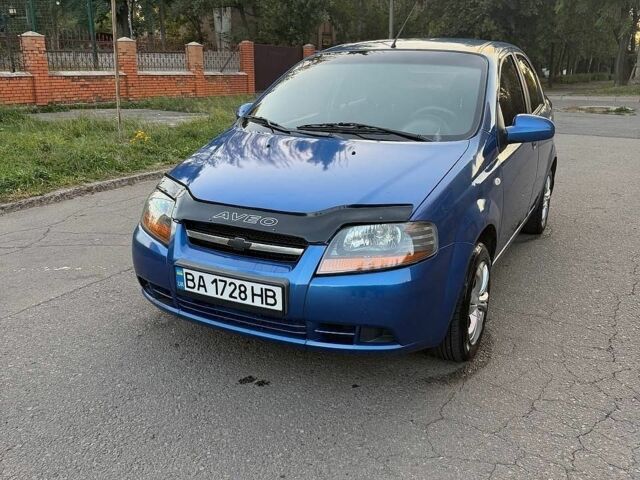Синій Шевроле Авео, об'ємом двигуна 1.5 л та пробігом 190 тис. км за 2000 $, фото 1 на Automoto.ua