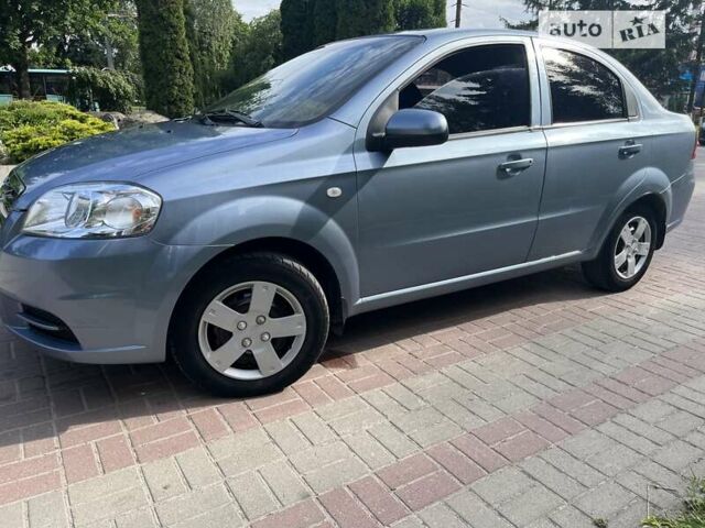 Синій Шевроле Авео, об'ємом двигуна 1.5 л та пробігом 153 тис. км за 3900 $, фото 1 на Automoto.ua