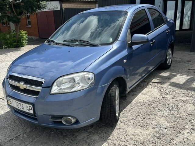 Синій Шевроле Авео, об'ємом двигуна 1.5 л та пробігом 300 тис. км за 2698 $, фото 1 на Automoto.ua