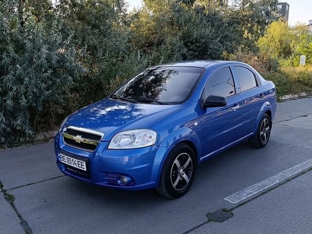 Синий Шевроле Авео, объемом двигателя 1.5 л и пробегом 229 тыс. км за 3850 $, фото 1 на Automoto.ua