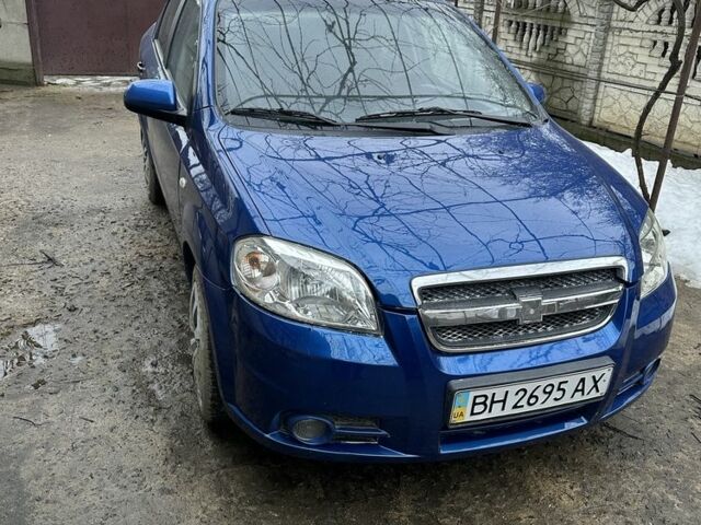 Синий Шевроле Авео, объемом двигателя 1.5 л и пробегом 300 тыс. км за 3600 $, фото 1 на Automoto.ua