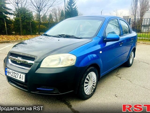 Синий Шевроле Авео, объемом двигателя 1.5 л и пробегом 269 тыс. км за 3150 $, фото 1 на Automoto.ua