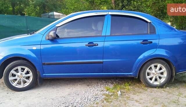 Синий Шевроле Авео, объемом двигателя 1.5 л и пробегом 36 тыс. км за 6000 $, фото 1 на Automoto.ua