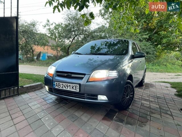 Синій Шевроле Авео, об'ємом двигуна 1.5 л та пробігом 325 тис. км за 2600 $, фото 1 на Automoto.ua