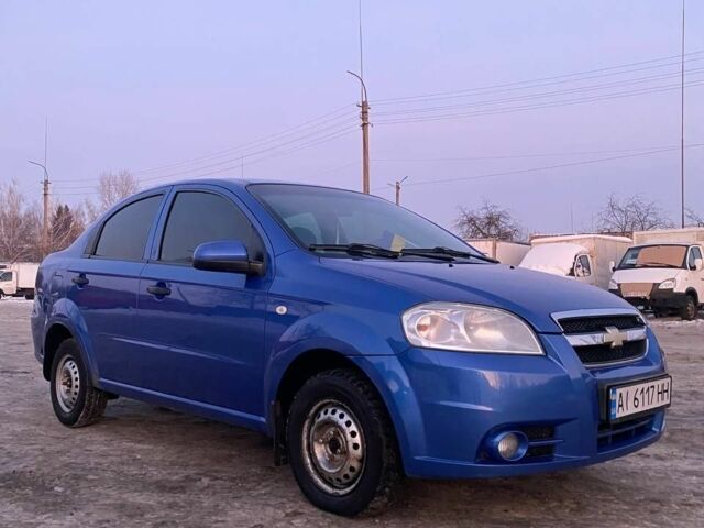 Синий Шевроле Авео, объемом двигателя 1.5 л и пробегом 320 тыс. км за 3200 $, фото 1 на Automoto.ua
