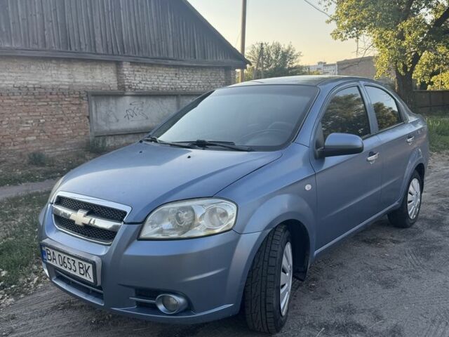 Синий Шевроле Авео, объемом двигателя 1.5 л и пробегом 300 тыс. км за 3707 $, фото 1 на Automoto.ua