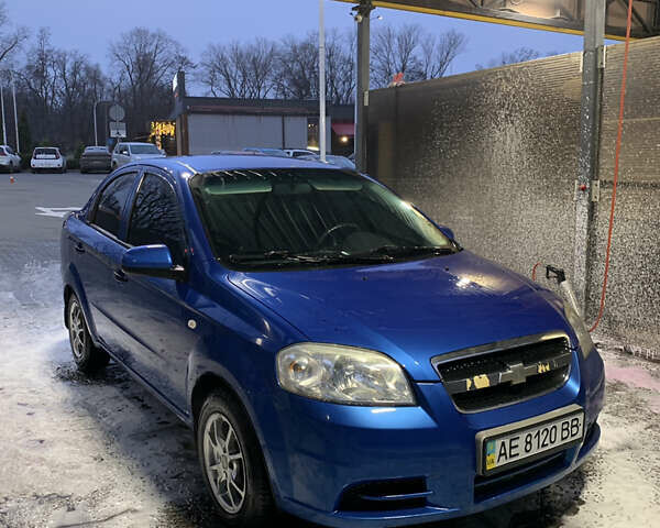 Синий Шевроле Авео, объемом двигателя 1.5 л и пробегом 239 тыс. км за 3300 $, фото 1 на Automoto.ua