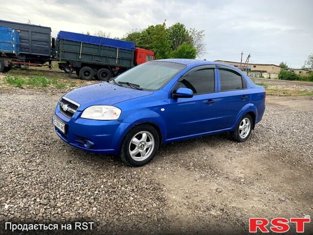 Синий Шевроле Авео, объемом двигателя 1.5 л и пробегом 203 тыс. км за 3900 $, фото 1 на Automoto.ua