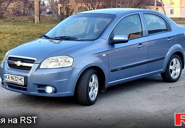 Синий Шевроле Авео, объемом двигателя 1.4 л и пробегом 105 тыс. км за 4600 $, фото 1 на Automoto.ua