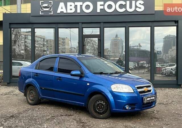 Синий Шевроле Авео, объемом двигателя 1.5 л и пробегом 264 тыс. км за 5490 $, фото 1 на Automoto.ua