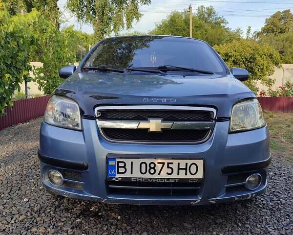 Синий Шевроле Авео, объемом двигателя 1.5 л и пробегом 320 тыс. км за 4000 $, фото 1 на Automoto.ua