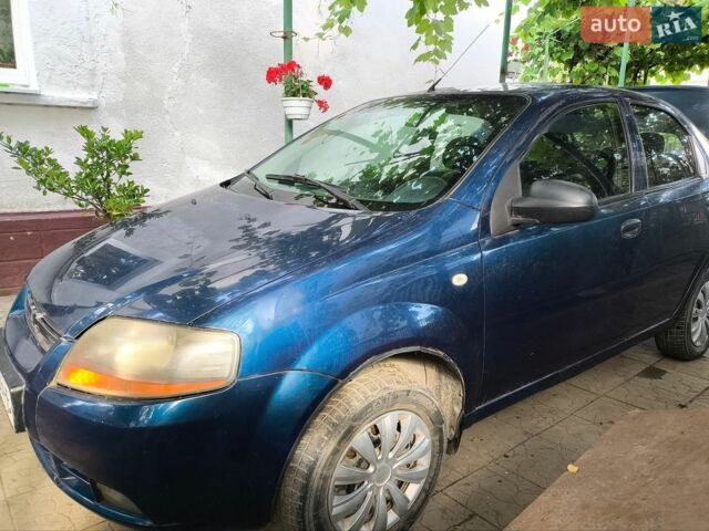 Синій Шевроле Авео, об'ємом двигуна 1.5 л та пробігом 240 тис. км за 1900 $, фото 1 на Automoto.ua