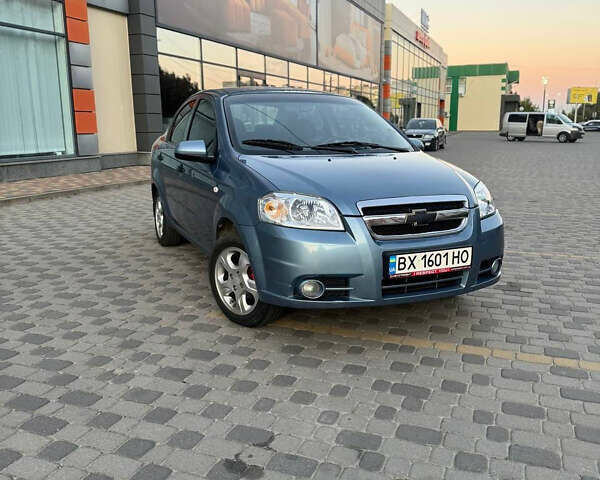 Синий Шевроле Авео, объемом двигателя 1.5 л и пробегом 268 тыс. км за 3599 $, фото 1 на Automoto.ua