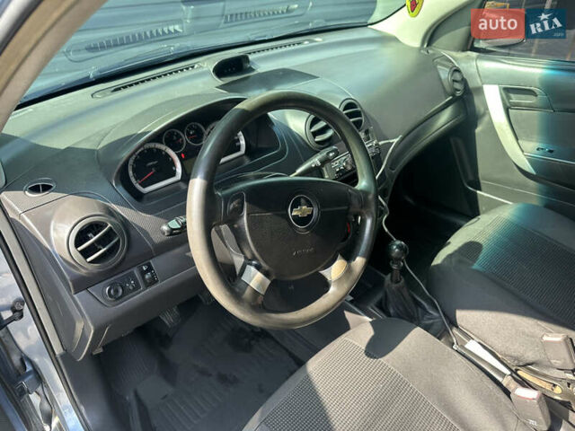 Синий Шевроле Авео, объемом двигателя 1.5 л и пробегом 334 тыс. км за 3000 $, фото 1 на Automoto.ua