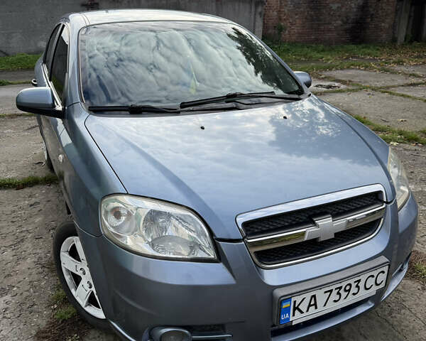 Синій Шевроле Авео, об'ємом двигуна 1.5 л та пробігом 158 тис. км за 4200 $, фото 1 на Automoto.ua