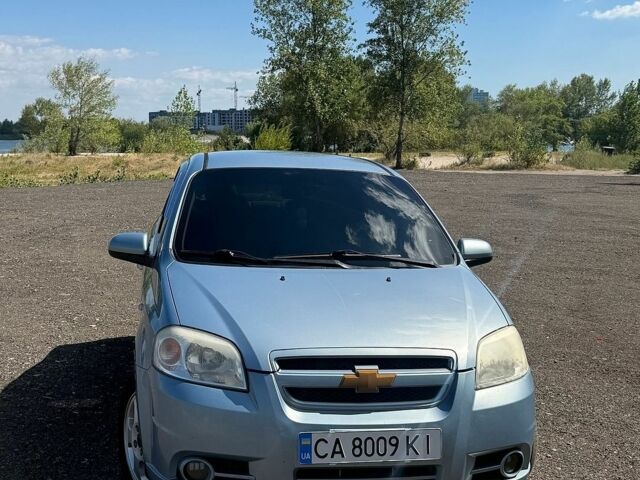 Синий Шевроле Авео, объемом двигателя 1.6 л и пробегом 320 тыс. км за 4150 $, фото 1 на Automoto.ua