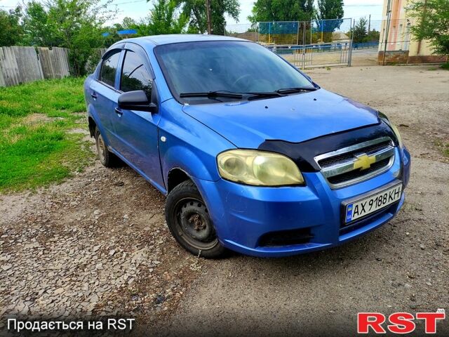 Синий Шевроле Авео, объемом двигателя 1.5 л и пробегом 150 тыс. км за 1750 $, фото 1 на Automoto.ua