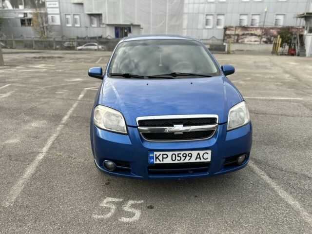 Синий Шевроле Авео, объемом двигателя 1.5 л и пробегом 319 тыс. км за 3999 $, фото 1 на Automoto.ua