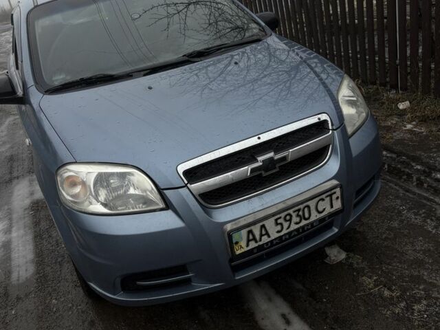 Синий Шевроле Авео, объемом двигателя 1.5 л и пробегом 245 тыс. км за 3500 $, фото 1 на Automoto.ua