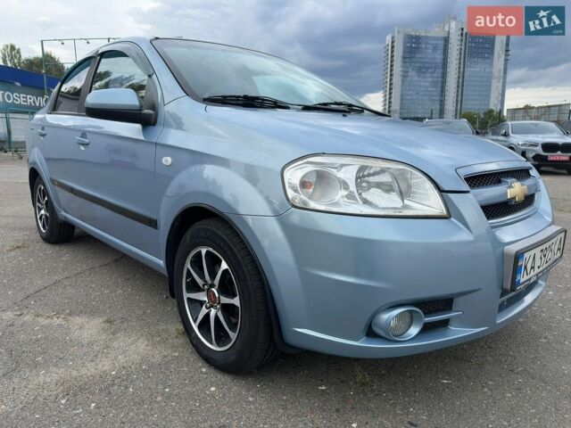 Синій Шевроле Авео, об'ємом двигуна 1.6 л та пробігом 220 тис. км за 4500 $, фото 1 на Automoto.ua