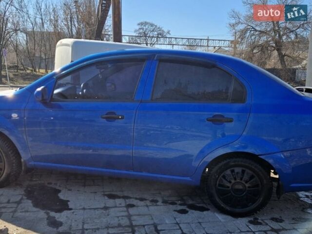 Синий Шевроле Авео, объемом двигателя 1.5 л и пробегом 255 тыс. км за 3500 $, фото 1 на Automoto.ua